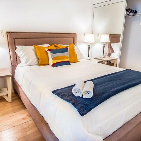 Micasa Suites - Stylish Condo In Maple Leaf Square Toronto Esterno foto