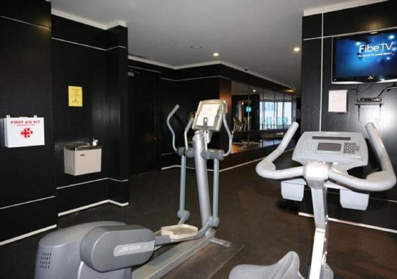 Micasa Suites - Stylish Condo In Maple Leaf Square Toronto Esterno foto