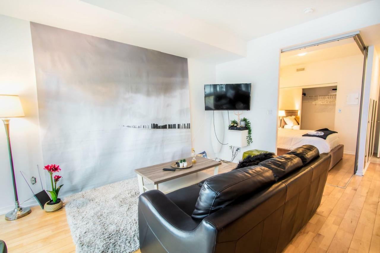 Micasa Suites - Stylish Condo In Maple Leaf Square Toronto Esterno foto