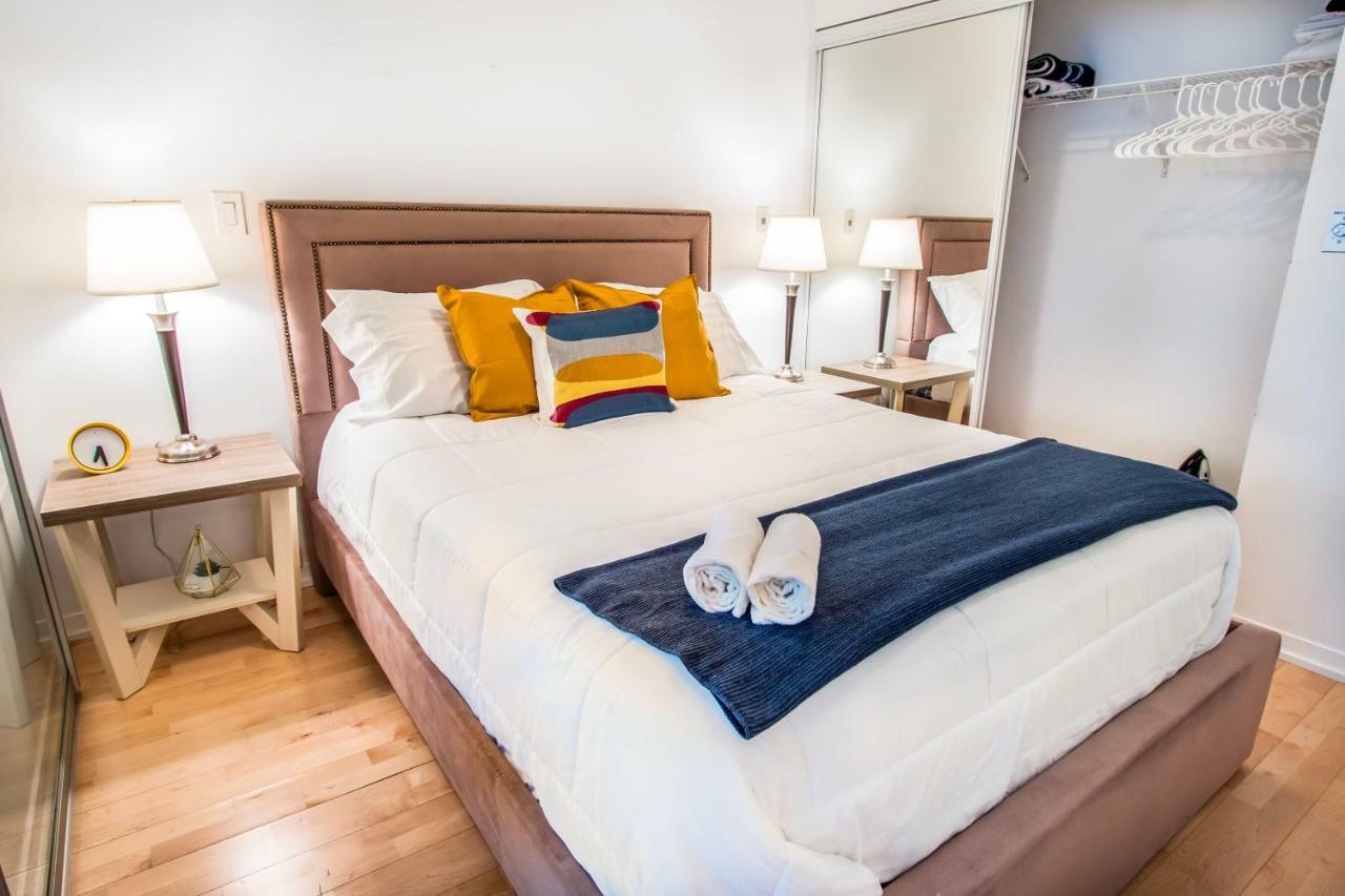 Micasa Suites - Stylish Condo In Maple Leaf Square Toronto Esterno foto