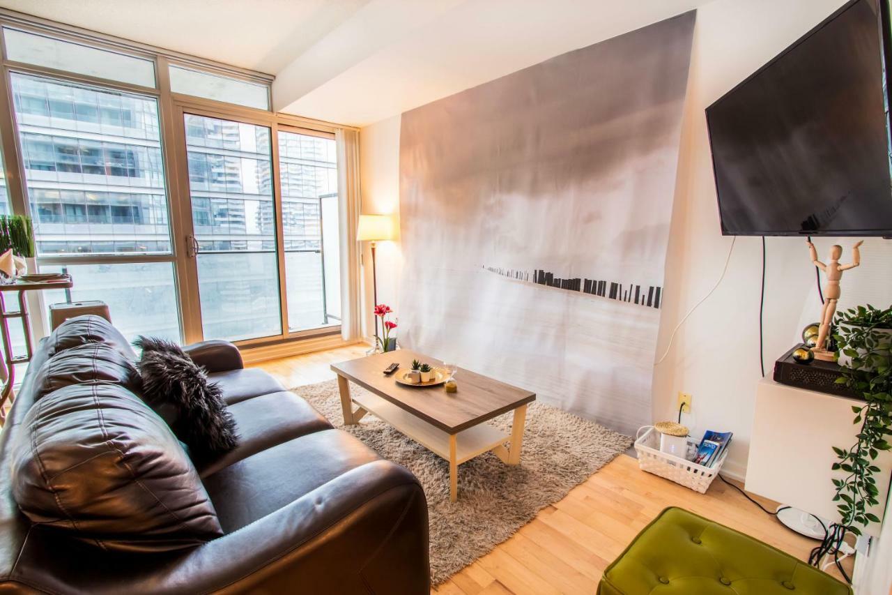Micasa Suites - Stylish Condo In Maple Leaf Square Toronto Esterno foto